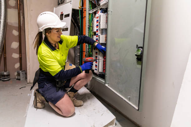 Best Affordable Emergency Electrician  in Cudahy, WI