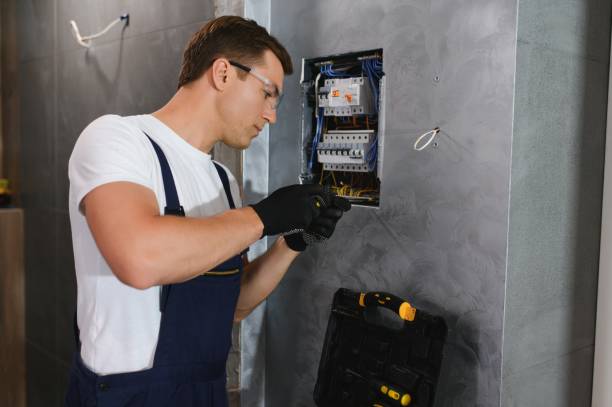Best 24-Hour Electrician  in Cudahy, WI